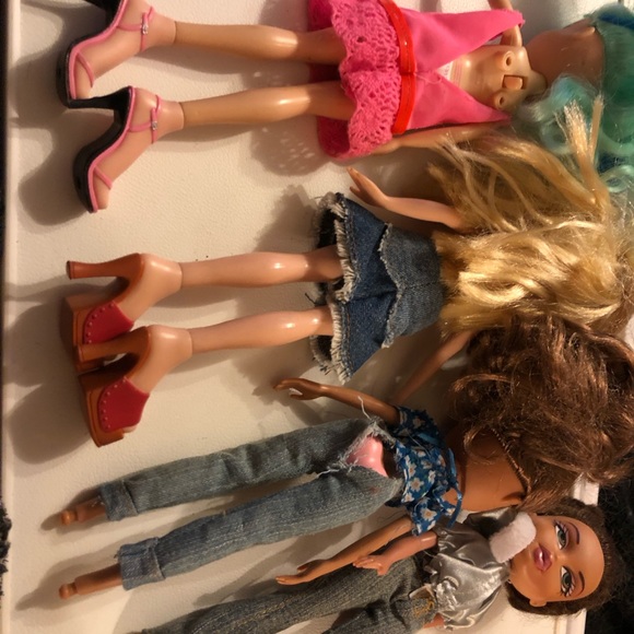 Lot Of 4 Bratz Dolls 2001 MGA Vintage Original Yasmin Chloe Please Read - Picture 4 of 16